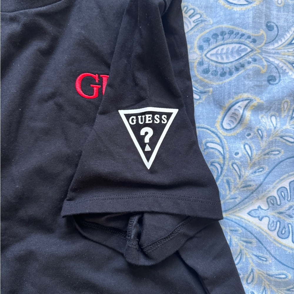 Guess t-shirt - Picture 5 of 7